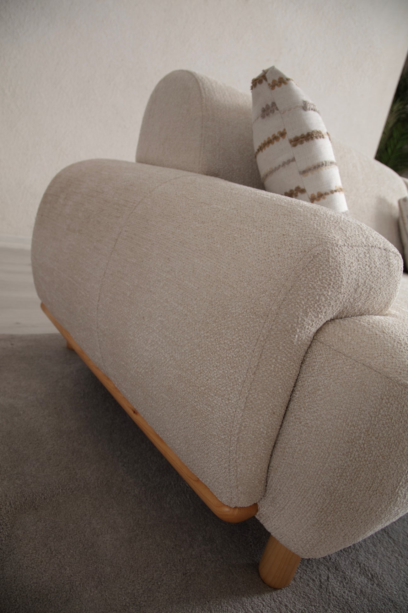 Pera Sofa Set