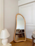 Rina Mirror