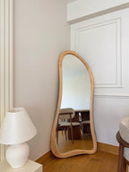 Rina Mirror